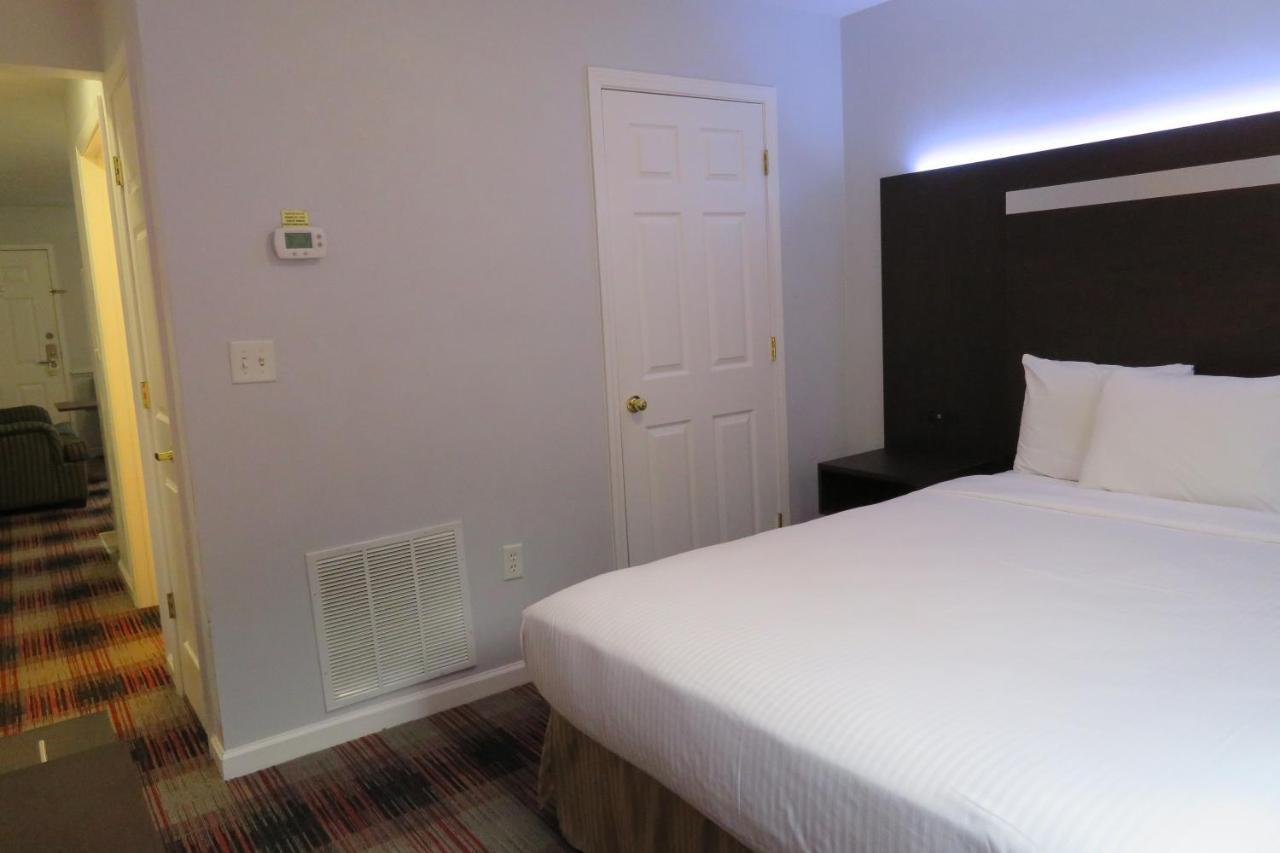 Luxbury Inn&Suites Maryville Extérieur photo