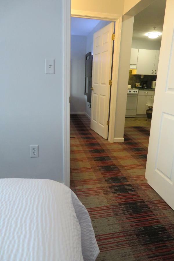 Luxbury Inn&Suites Maryville Extérieur photo