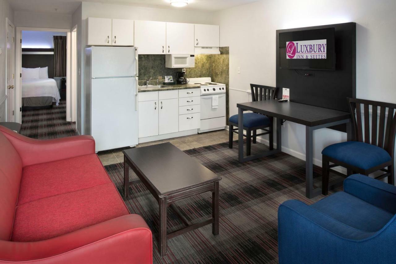 Luxbury Inn&Suites Maryville Extérieur photo